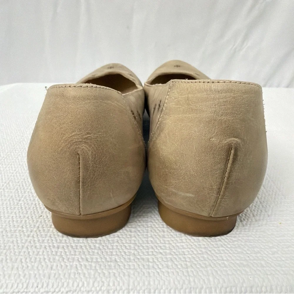 Tatami by Birkenstock Floral Detail Leather Flats - Picture 3 of 10